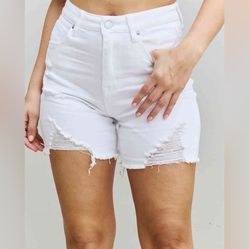 HIGH WAISTED DISTRESSED THIGH SHORTS